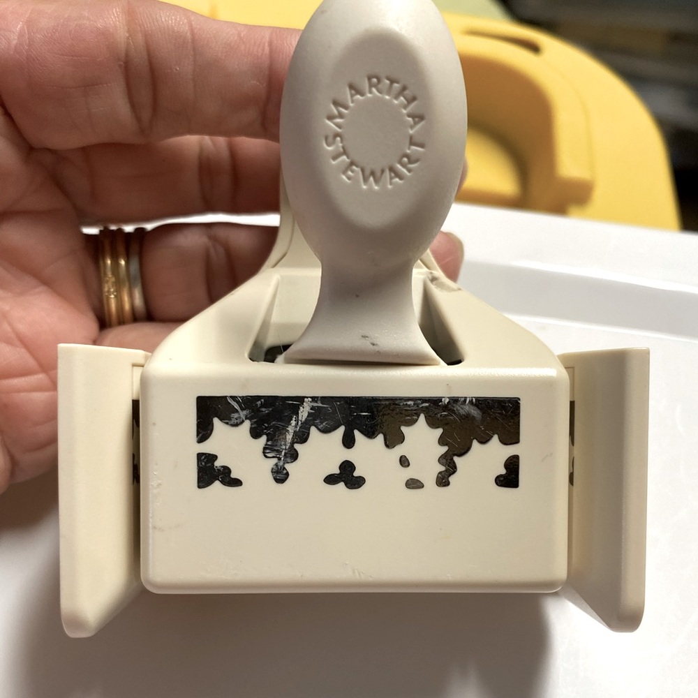 Martha Stewart Ivory Holly Craft Punch Like New